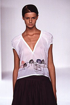 Chalayan S/S 00 Look 199