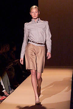 Carolina Herrera S/S 01 Look 26
