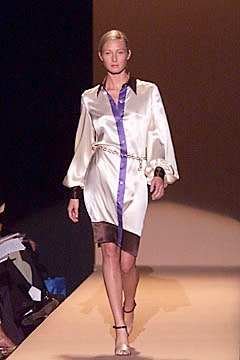 Carolina Herrera S/S 01 Look 140
