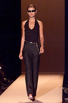 Carolina Herrera S/S 01 Look 149