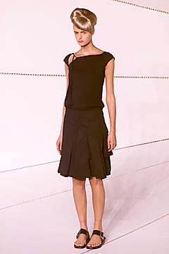Chalayan S/S 01 Look 55