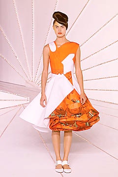 Chalayan S/S 01 Look 61