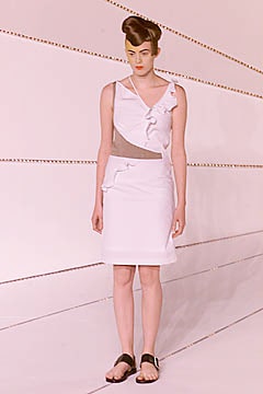 Chalayan S/S 01 Look 81