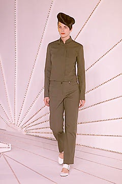 Chalayan S/S 01 Look 141