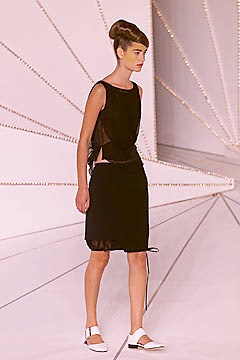 Chalayan S/S 01 Look 171
