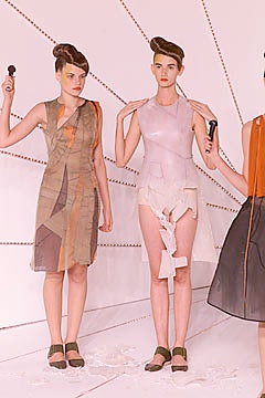 Chalayan S/S 01 Look 231