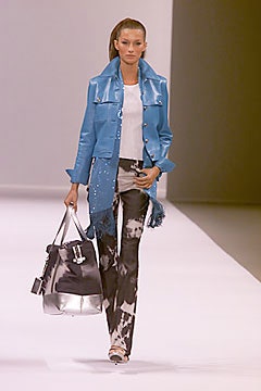 Celine S/S 00 Look 1