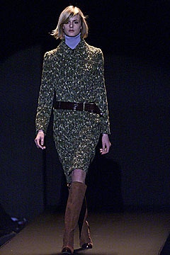 Carolina Herrera F/W 01 Look 16