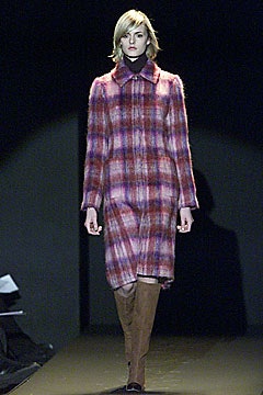 Carolina Herrera F/W 01 Look 113