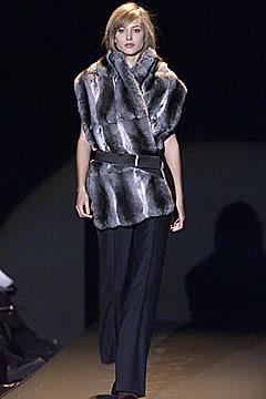 Carolina Herrera F/W 01 Look 200