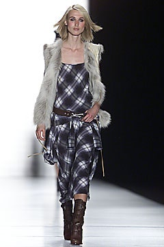 Celine F/W 01 Look 35
