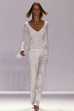 Carolina Herrera S/S 02 Look 42