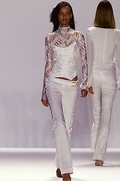 Carolina Herrera S/S 02 Look 54