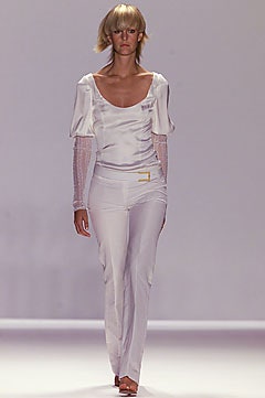 Carolina Herrera S/S 02 Look 70