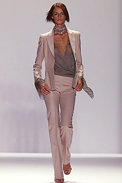 Carolina Herrera S/S 02 Look 106
