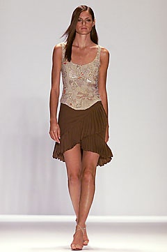 Carolina Herrera S/S 02 Look 132