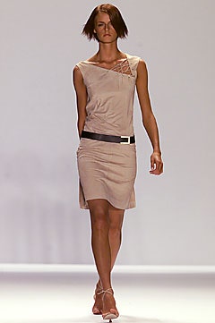 Carolina Herrera S/S 02 Look 182