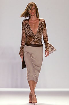Carolina Herrera S/S 02 Look 186