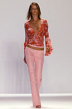 Carolina Herrera S/S 02 Look 212