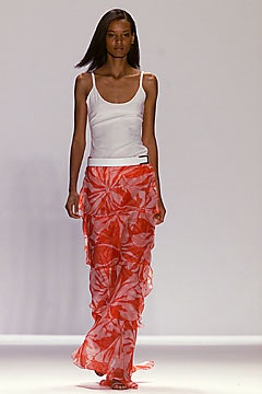 Carolina Herrera S/S 02 Look 216