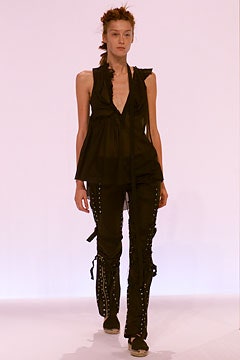 Chalayan S/S 02 Look 83