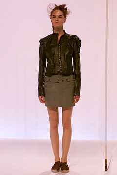Chalayan S/S 02 Look 135
