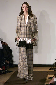 Carolina Herrera F/W 02 Look 17