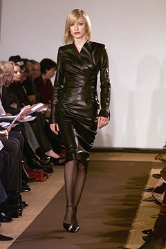 Carolina Herrera F/W 02 Look 108
