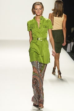 Carolina Herrera S/S 03 Look 22