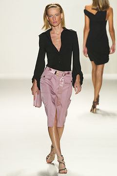 Carolina Herrera S/S 03 Look 104