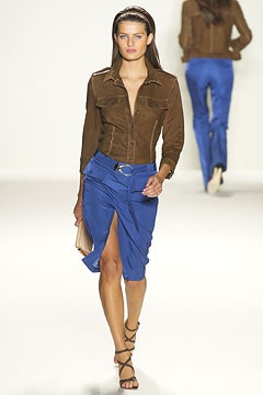 Carolina Herrera S/S 03 Look 133