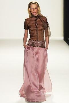 Carolina Herrera S/S 03 Look 220