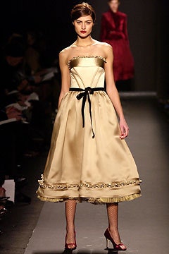 Carolina Herrera F/W 03 Look 200