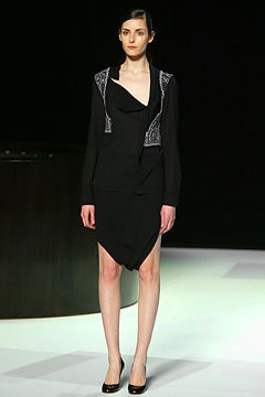 Chalayan F/W 03 Look 31