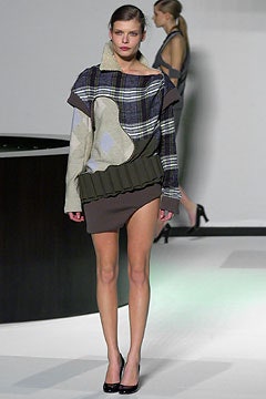 Chalayan F/W 03 Look 112