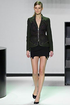 Chalayan F/W 03 Look 220