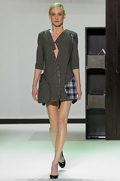 Chalayan F/W 03 Look 230