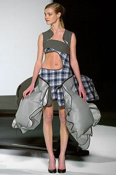 Chalayan F/W 03 Look 250