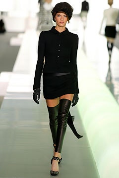 Chanel F/W 03 Look 25