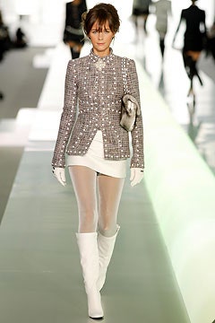 Chanel F/W 03 Look 41