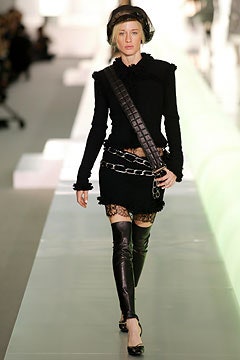 Chanel F/W 03 Look 55