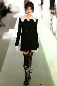 Chanel F/W 03 Look 75