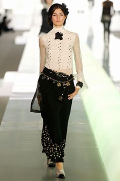 Chanel F/W 03 Look 101