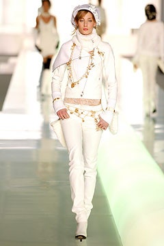 Chanel F/W 03 Look 134