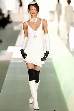 Chanel F/W 03 Look 145
