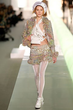Chanel F/W 03 Look 210