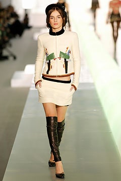 Chanel F/W 03 Look 240