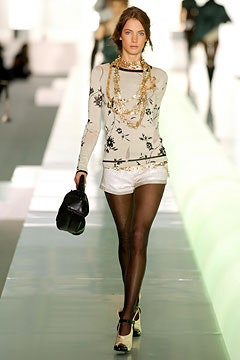 Chanel F/W 03 Look 285
