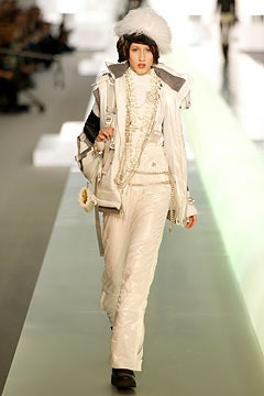 Chanel F/W 03 Look 288
