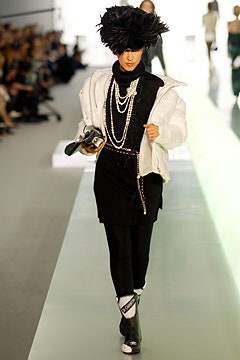 Chanel F/W 03 Look 299